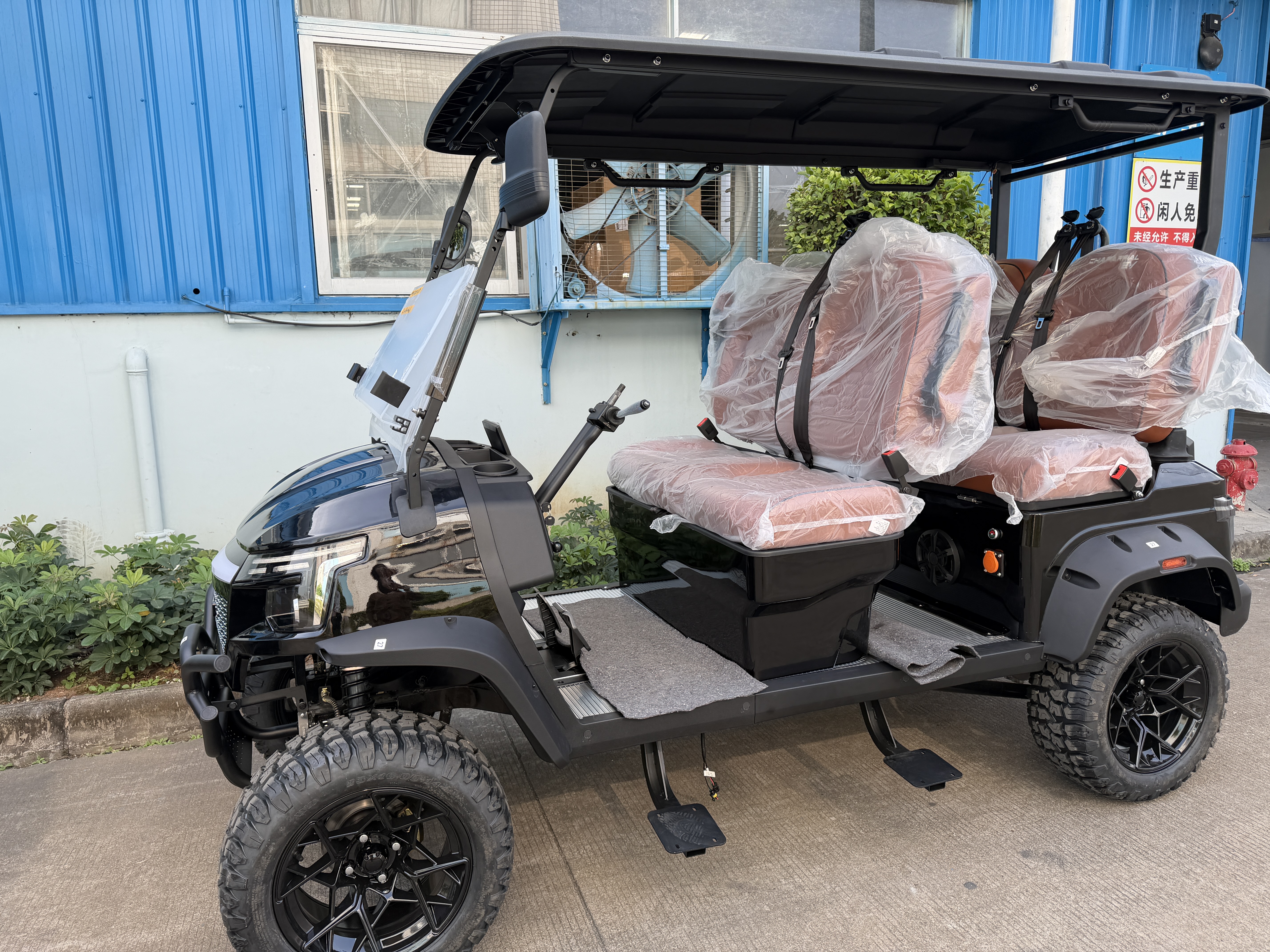 Voiturette neuve LENNOX chez Voiturettes Experts