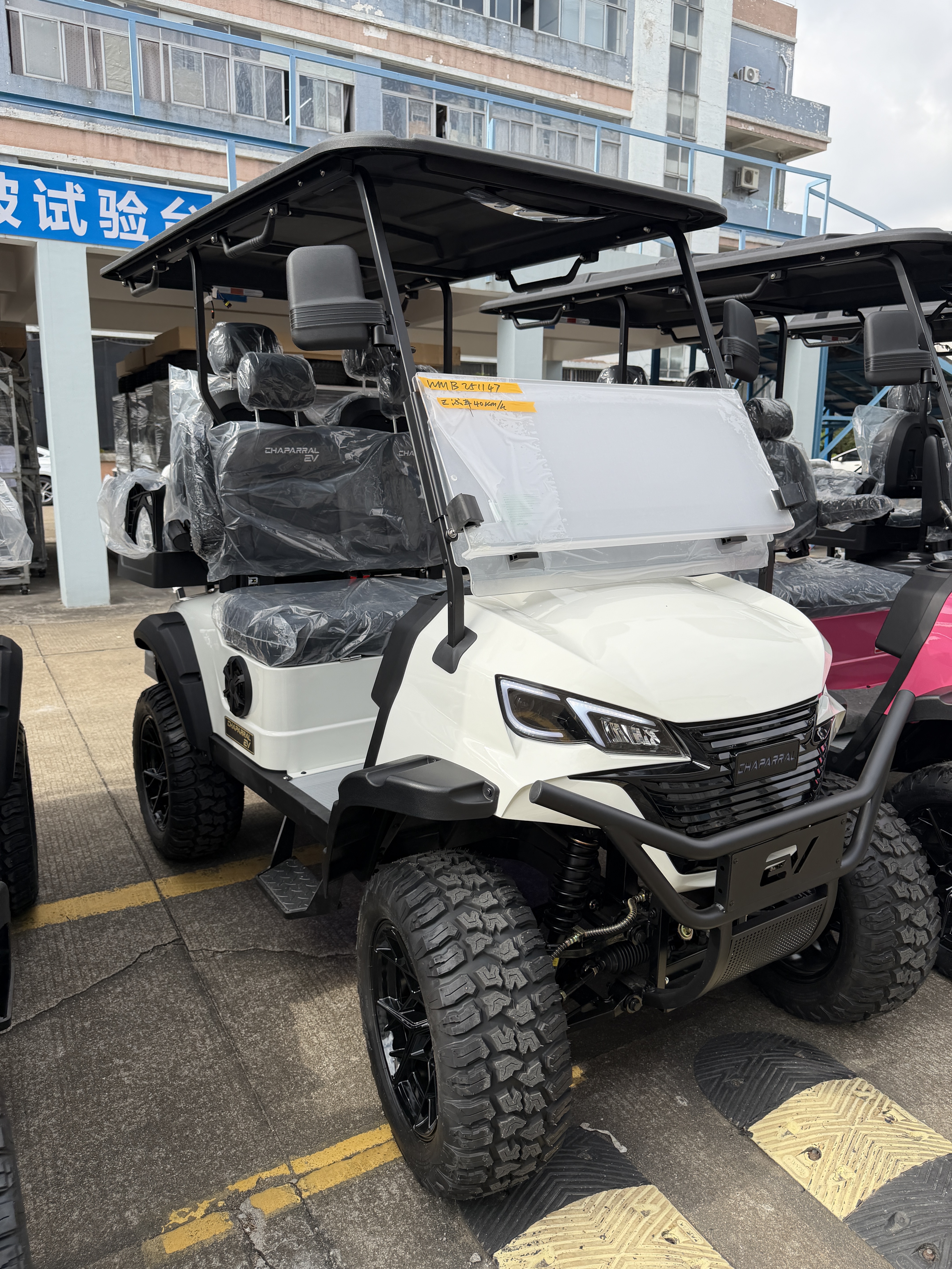 Voiturette neuve MATEO 4 chez Voiturettes Experts